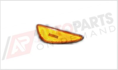 Nissan Maxima Front Bumper Reflector 1999 - 2003